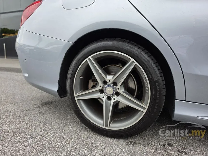 2014 Mercedes-Benz C200 AMG Line Sedan
