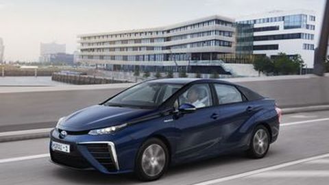 Toyota Mirai di Dunia Recall
