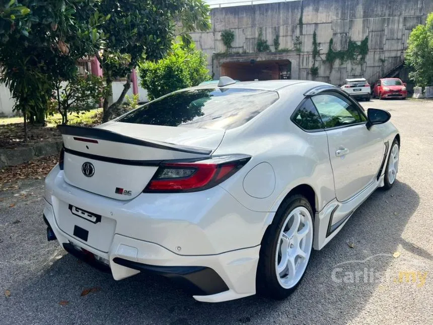 2024 Toyota GR86 Coupe