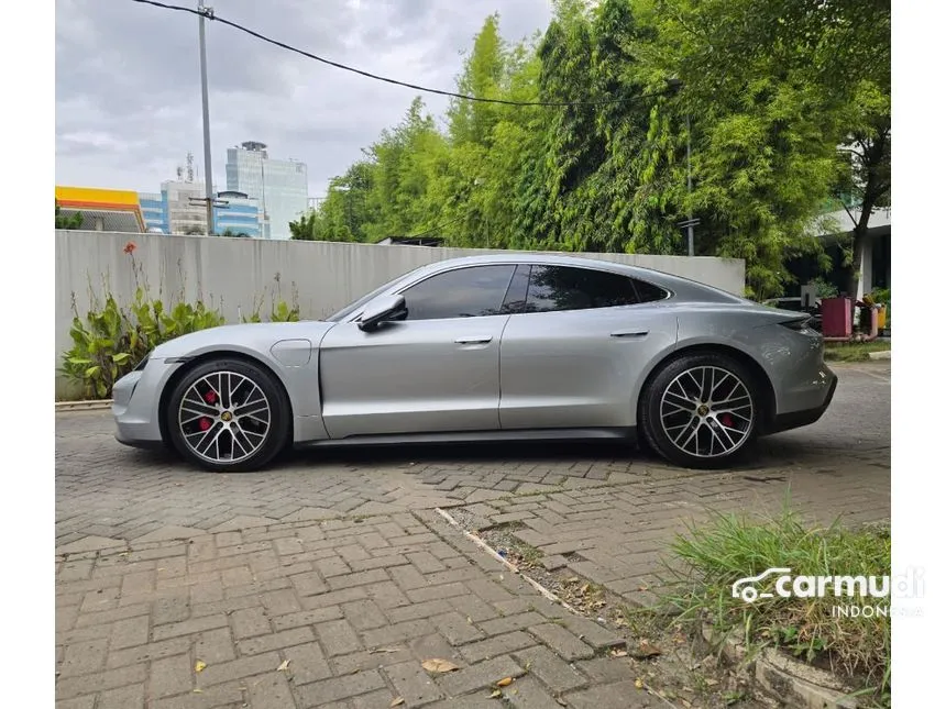 2021 Porsche Taycan 4S Performance Battery Plus Sedan