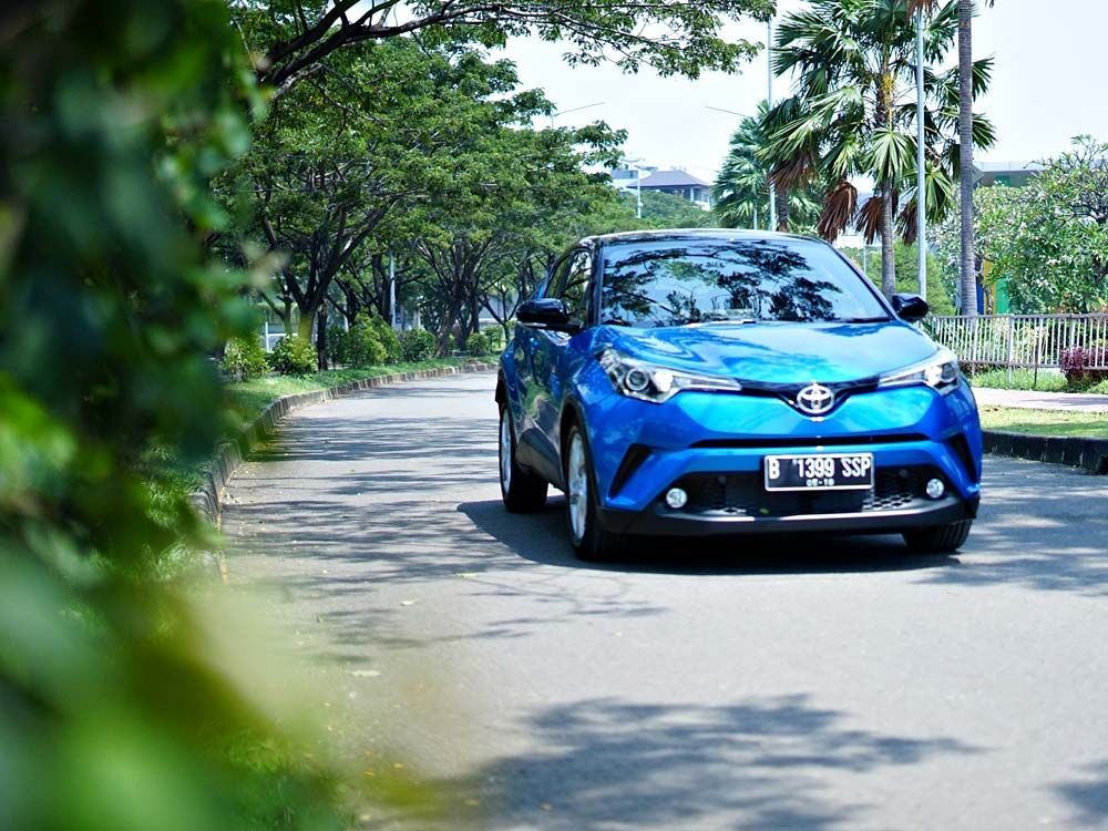 Toyota C-HR, Menguji Compact Crossover Berbandrol Nyaris Setengah Miliar
