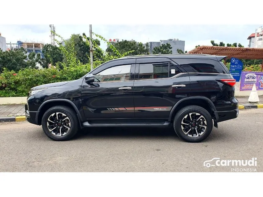 2020 Toyota Fortuner VRZ TRD 4X2 SUV