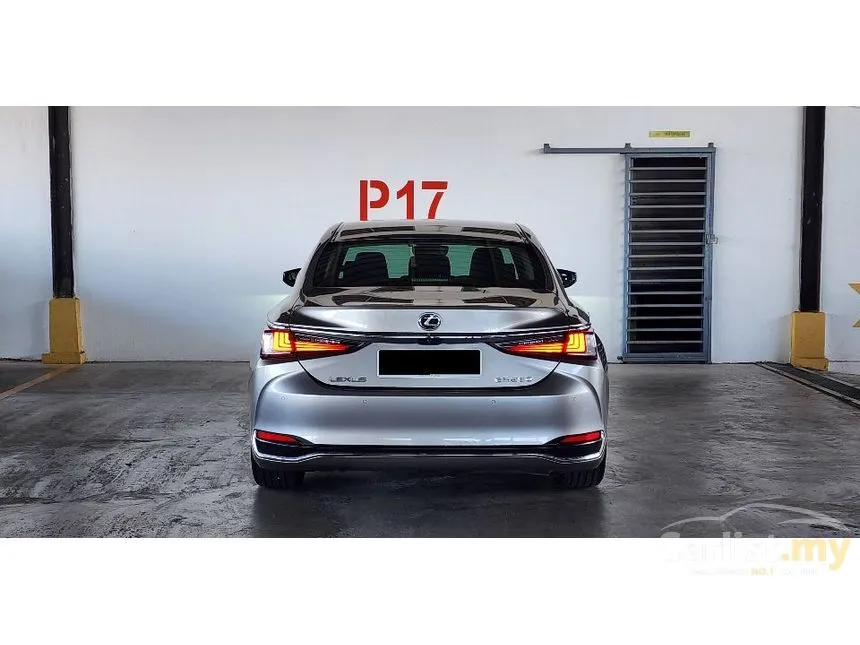 2021 Lexus ES 250 Luxury Sedan