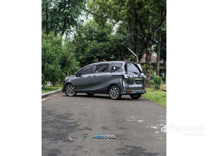 2017 Toyota Sienta V MPV