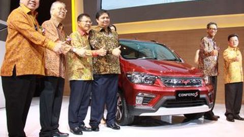 Menteri Perindustrian : Wuling Confero  Liánghǎo (Bagus)