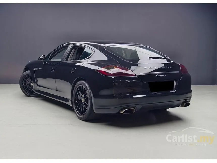 2011 Porsche Panamera Hatchback