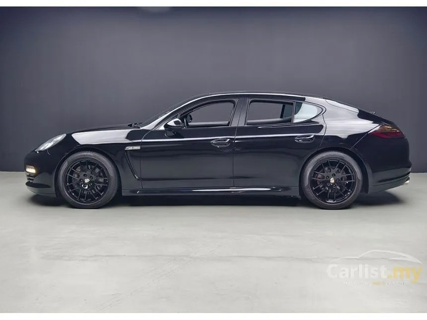 2011 Porsche Panamera Hatchback