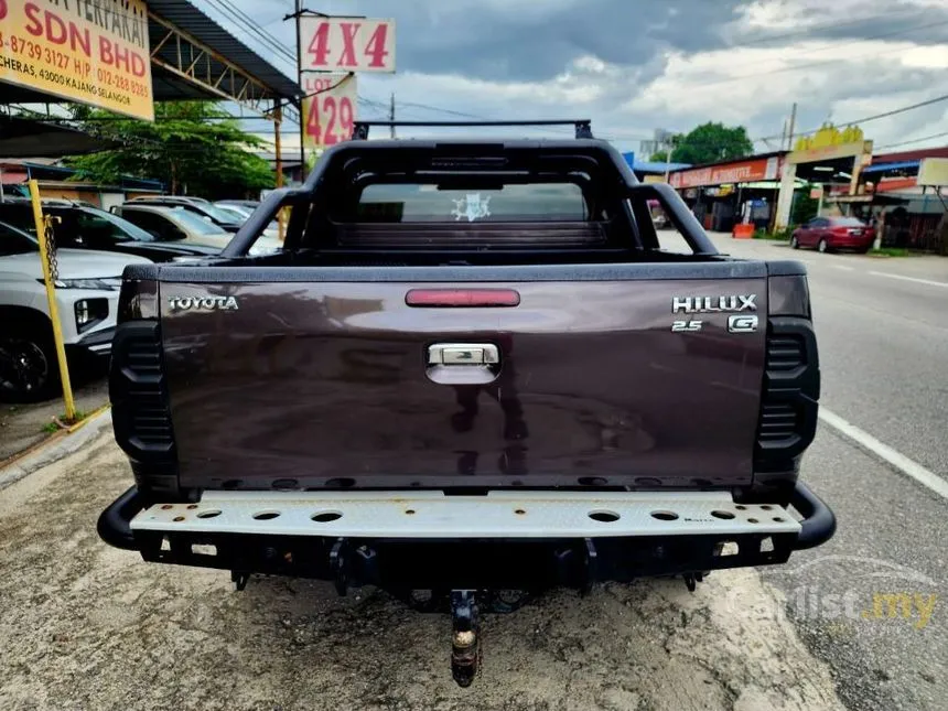 2011 Toyota Hilux G Dual Cab Pickup