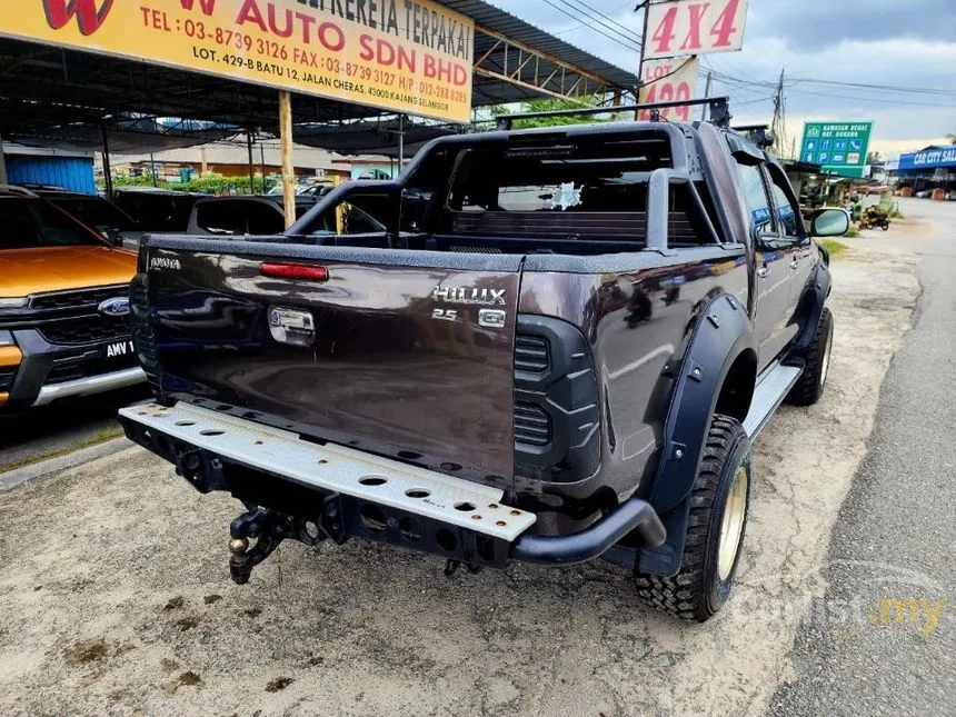2011 Toyota Hilux G Dual Cab Pickup