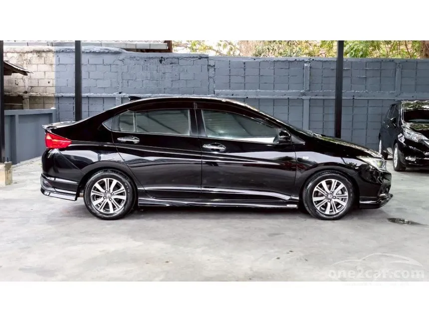 2018 Honda City V+ Sedan