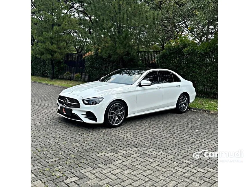2022 Mercedes-Benz E300 AMG Line Sedan
