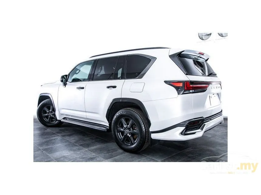 2024 Lexus LX 600 5 seater SUV