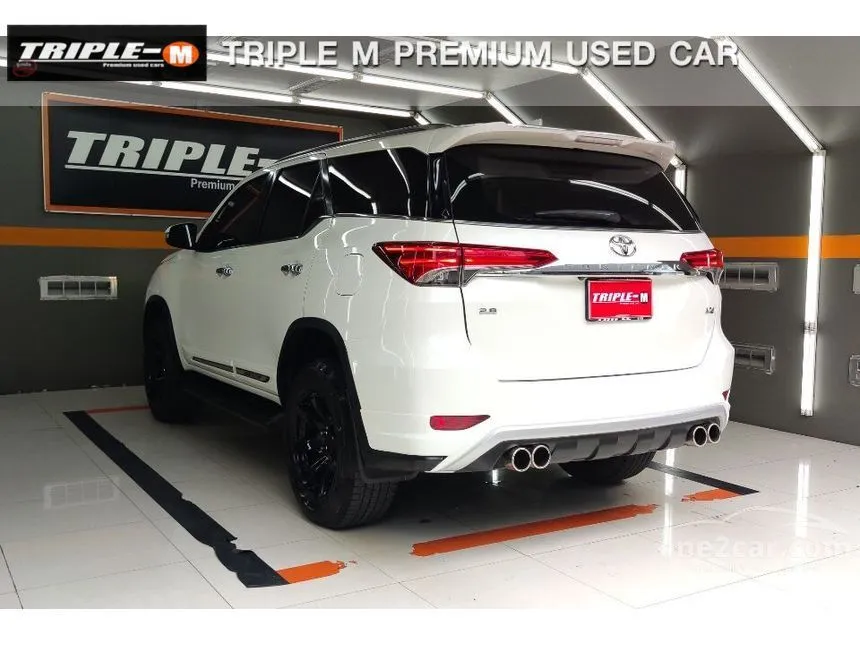 2016 Toyota FORTUNER V SUV