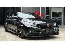 2021 Honda Civic 2.0 Type R Hatchback/ RARE BLACK COLOUR / LAST UNIT / TIPTOP CONDITION / FIRST COME FIRST SERVE / OFFER