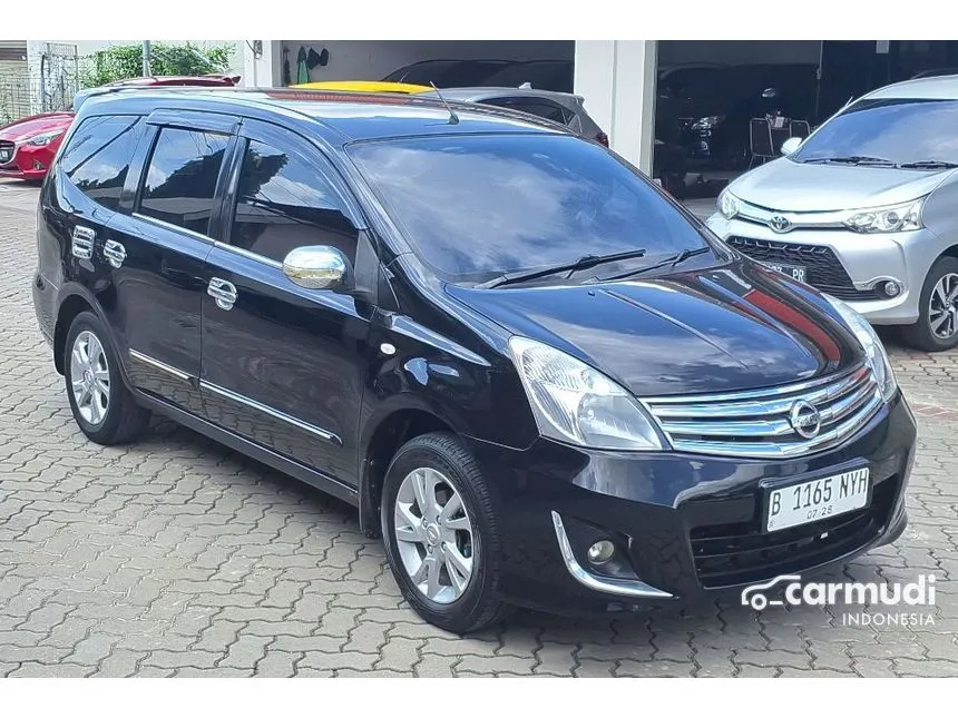 2013 Nissan Grand Livina XV MPV