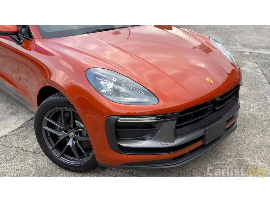 2022 Porsche Macan SUV
