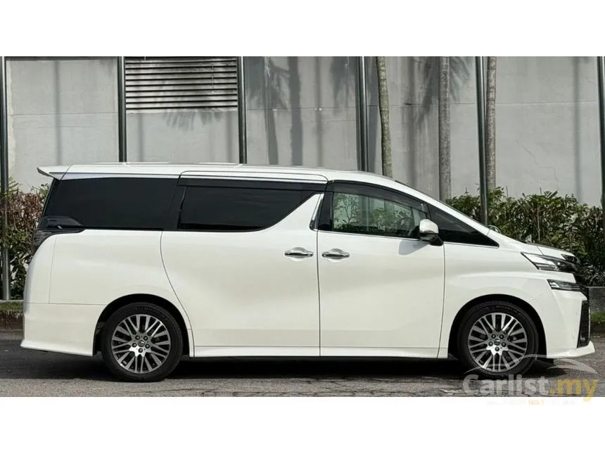 2017 Toyota Vellfire Z MPV