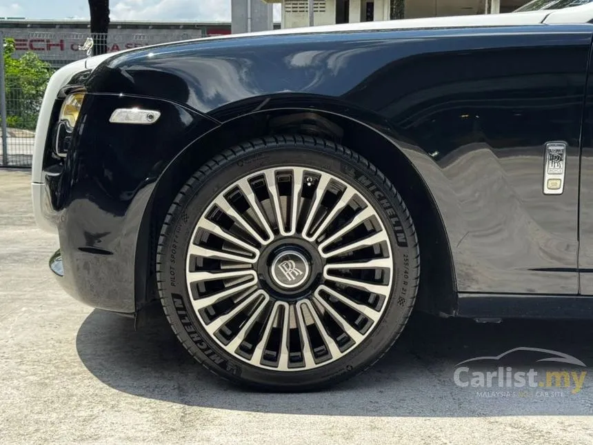 2011 Rolls-Royce Ghost Extended Wheelbase Sedan