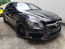 2015 Mercedes-Benz CLA45 AMG 2.0 4MATIC Carbon-Fibre Trim Coupe