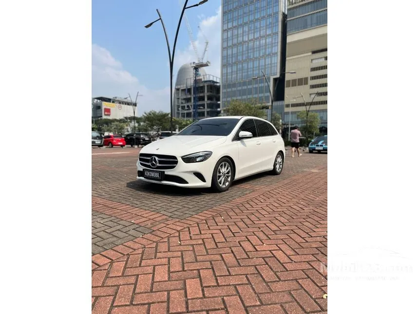 2019 Mercedes-Benz B200 Progressive Line Hatchback