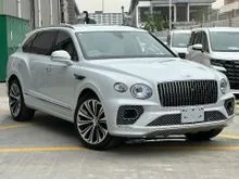 2023 Bentley Bentayga 4.0 Azure EWB SUV, JAPAN RECON UNIT, HUGE SPEC WITH NIGHT VISION AND 22 WAY ELECTRIC SEAT AND MASSAGE SEAT, RARE EWB SPEC