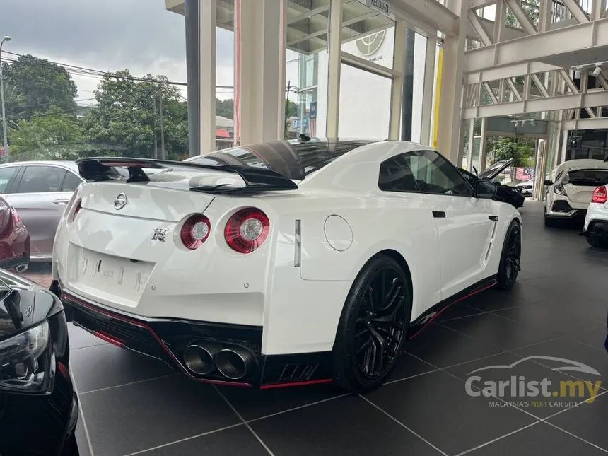 2018 Nissan GT-R Premium Edition Coupe