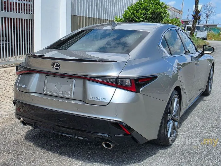 2022 Lexus IS 300 F Sport Sedan