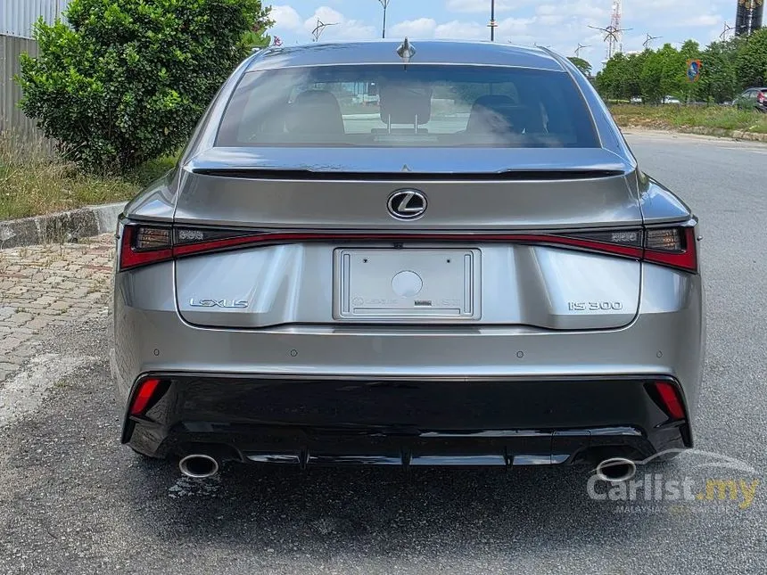 2022 Lexus IS 300 F Sport Sedan