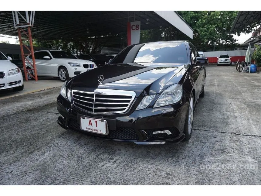 2012 Mercedes-Benz E220 Avantgarde CDI BlueEFFICIENCY Sedan