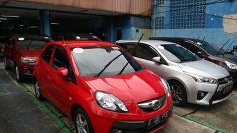 Beli Mobil LCGC Bekas Harus Jelas Riwayat Perawatannya
