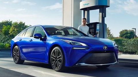 Toyota dan BMW Sepakat Kerja Sama! Mau Kolaborasi Bikin Mobil Keren Apa lagi?