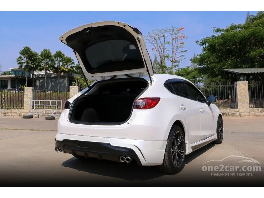 2015 Mazda 3 E Sports Hatchback