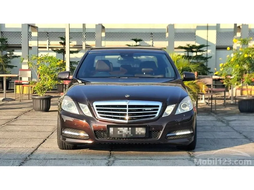 2011 Mercedes-Benz E250 Avantgarde CGI Sedan