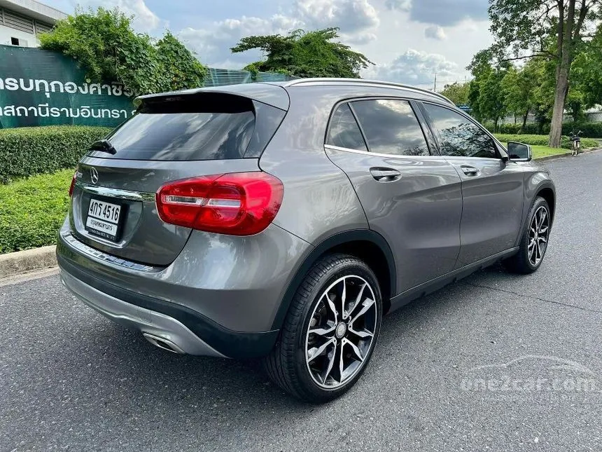 2015 Mercedes-Benz GLA200 SUV