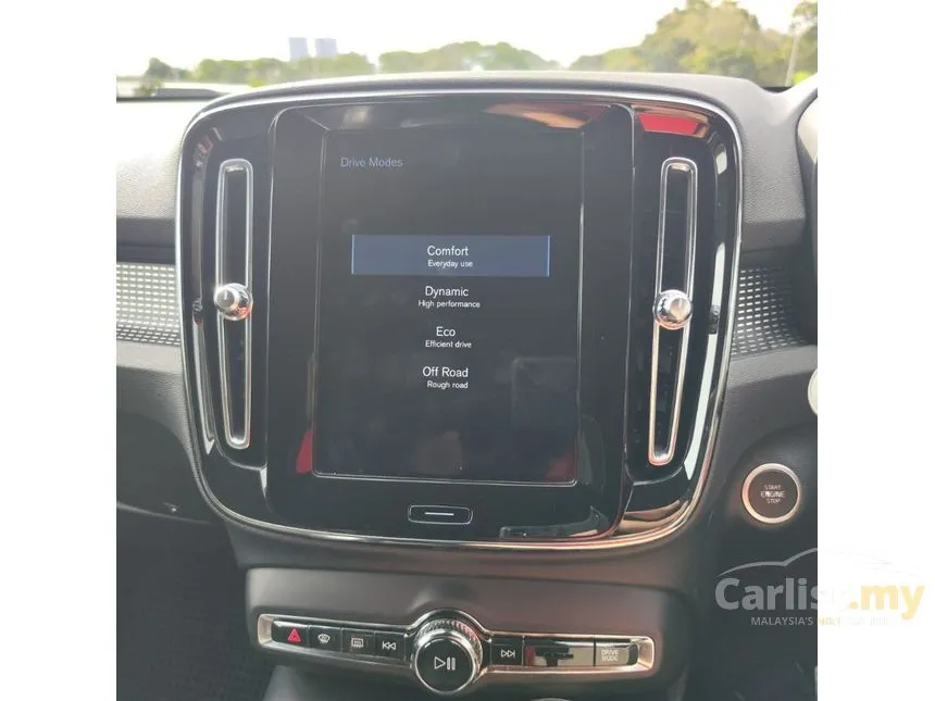 2020 Volvo XC40 T5 R-Design SUV