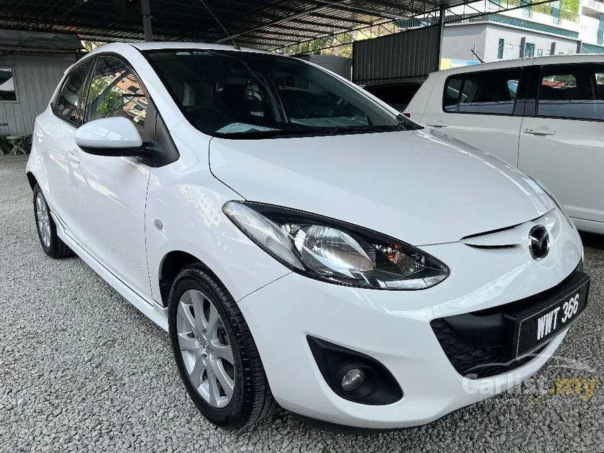 2012 Mazda 2 V Hatchback