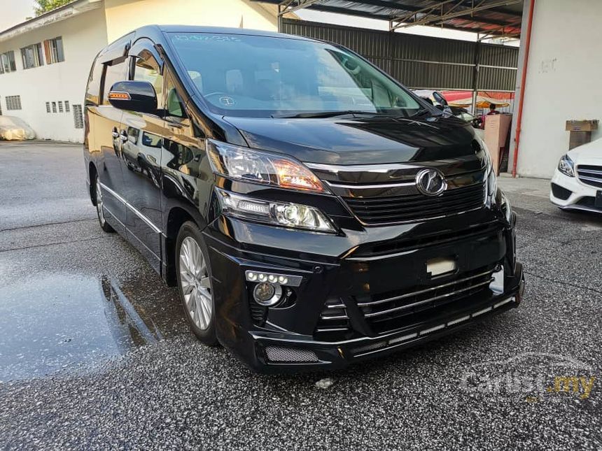 Toyota vellfire 2014