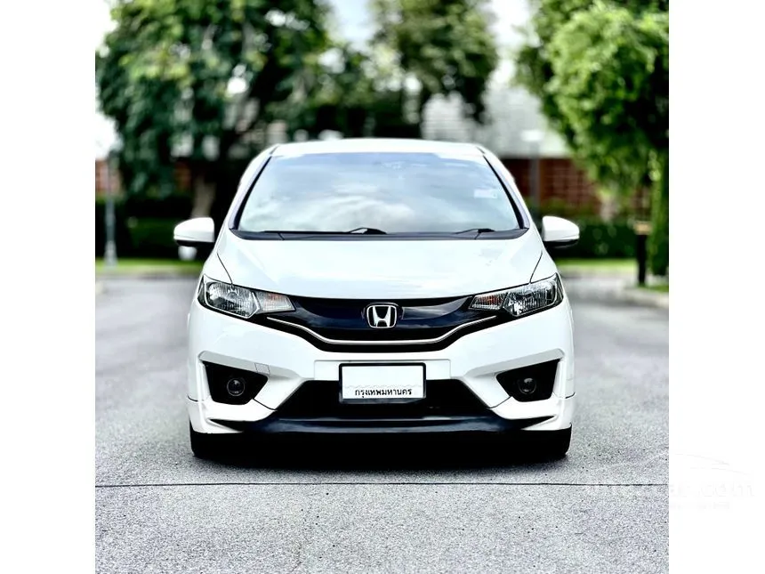 2016 Honda JAZZ V+ Hatchback