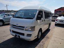2010 Toyota Hiace 2.7 Window Van