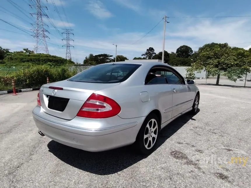 2002 Mercedes-Benz CLK240 Coupe