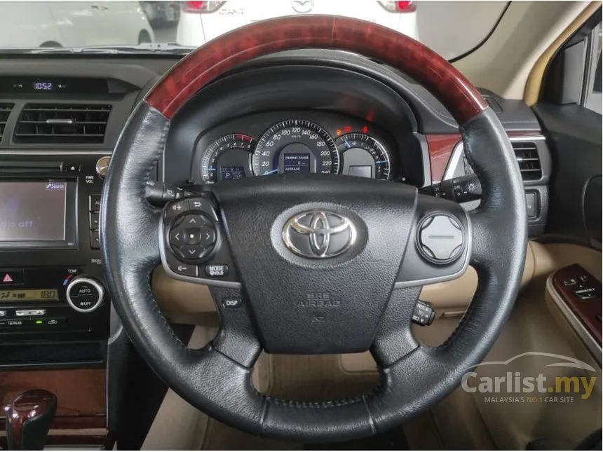2013 Toyota Camry V Sedan