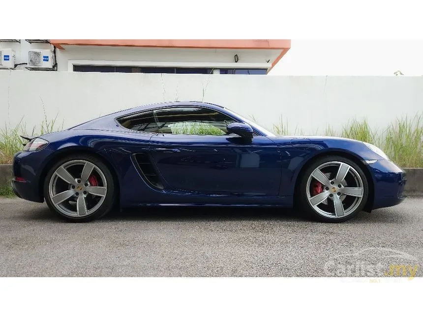2020 Porsche 718 Cayman S Coupe