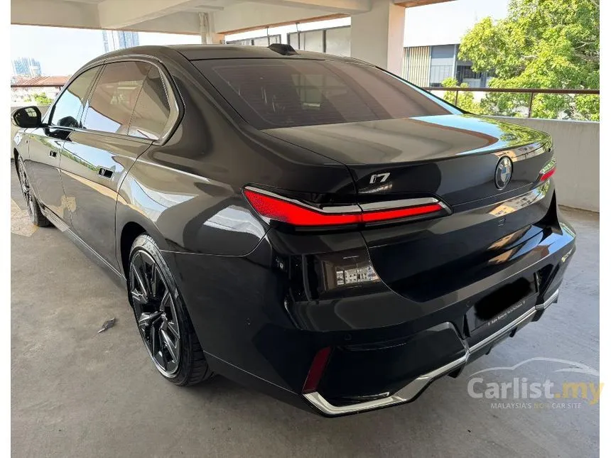 2023 BMW i7 xDrive60 M Sport Sedan
