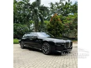 2023 BMW 735i 3.0 M Sport Sedan