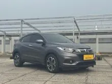 2018 Honda HR-V 1.5 E SUV New Model .. km 60 Ribu Full Record .. Mobil super Terawat ..