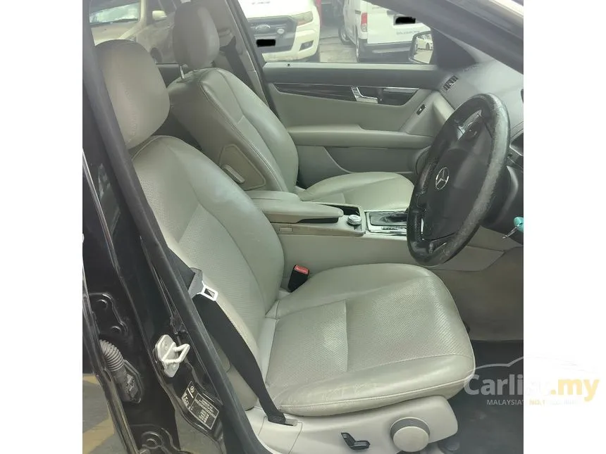 2010 Mercedes-Benz C180 BlueEFFICIENCY Sports Edition Sedan