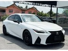 2023 Lexus IS300 2.0 F-SPORT MODE BLACK III / GRADE 5A / SUNROOF / BLACK INTERIOR / TRD BODYKIT & SPOILER