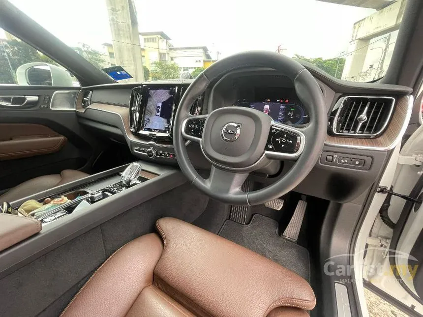 2022 Volvo XC60 Recharge T8 Inscription Plus SUV