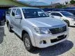Used 2012 Toyota Hilux 2.5 G Pickup Truck - Cars for sale