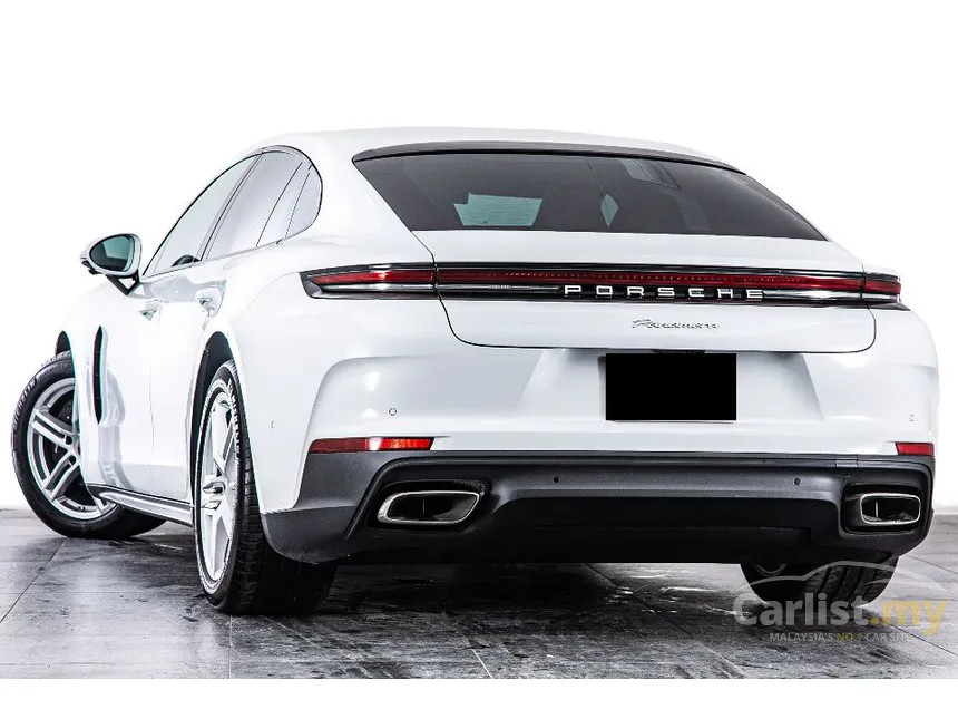 2024 Porsche Panamera Hatchback